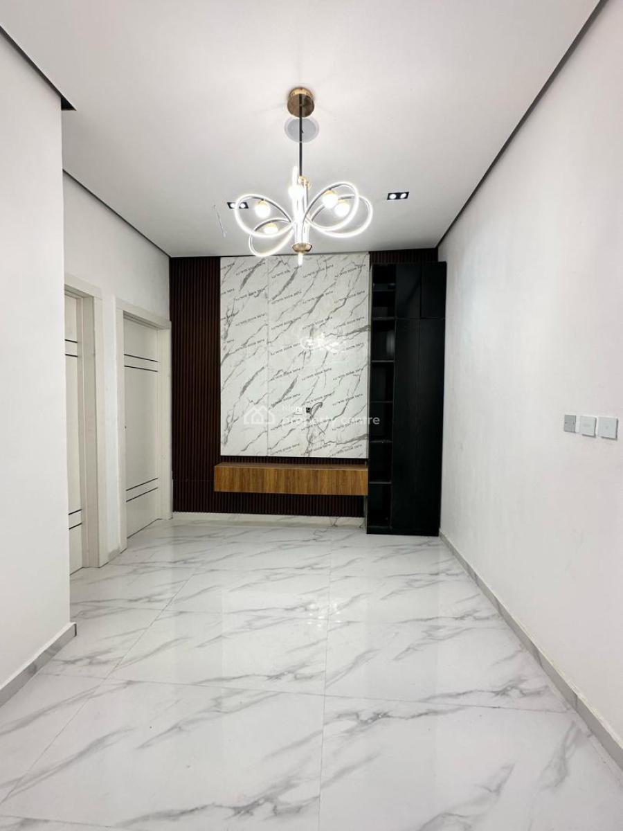 Luxurious Fully Detached  5bedroom with Swimming Pool and Bq, Osapa, Lekki, Lagos, Detached Duplex for Sale