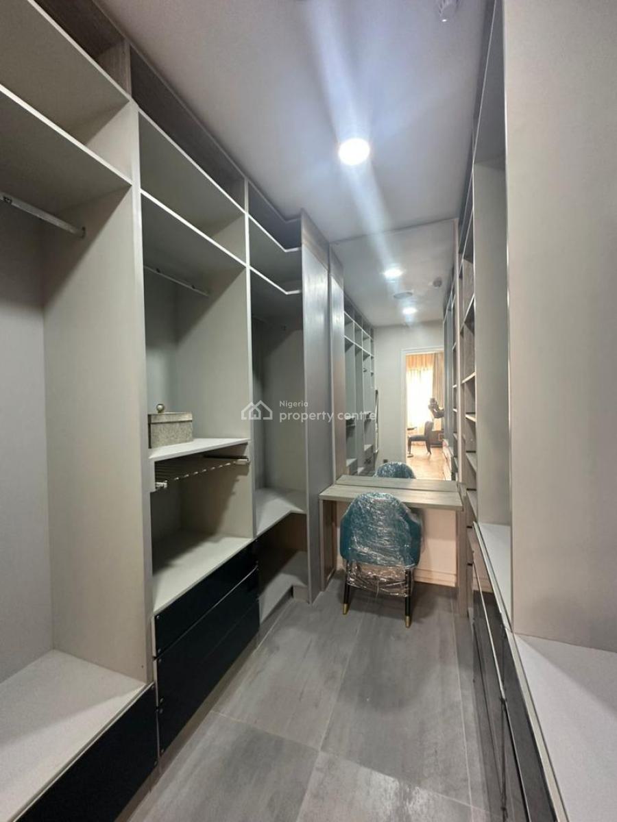 Beautifully Designed 6 Bedroom Villa, Pinnock Beach Estate, Osapa, Lekki, Lagos, Detached Duplex for Sale