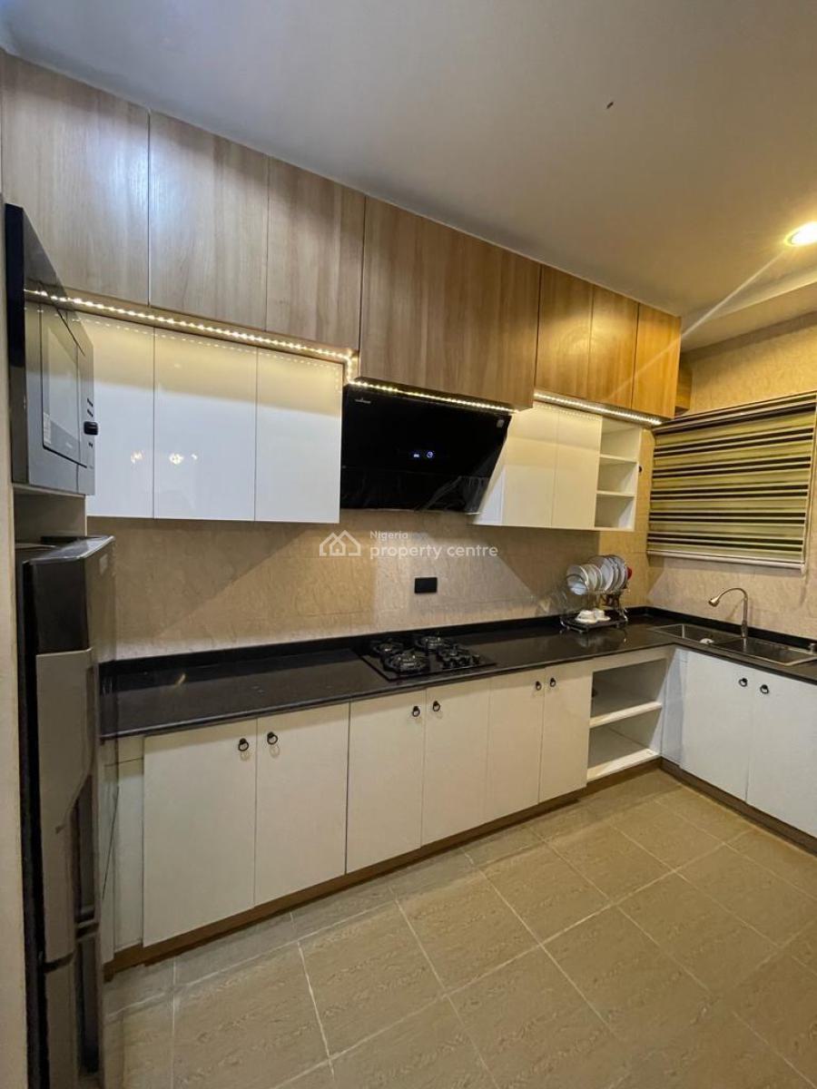 Fully Furnished & Serviced 2 Bedroom Flat, Kubwa, Fo1 Layout, Kubwa, Abuja, Flat / Apartment for Rent