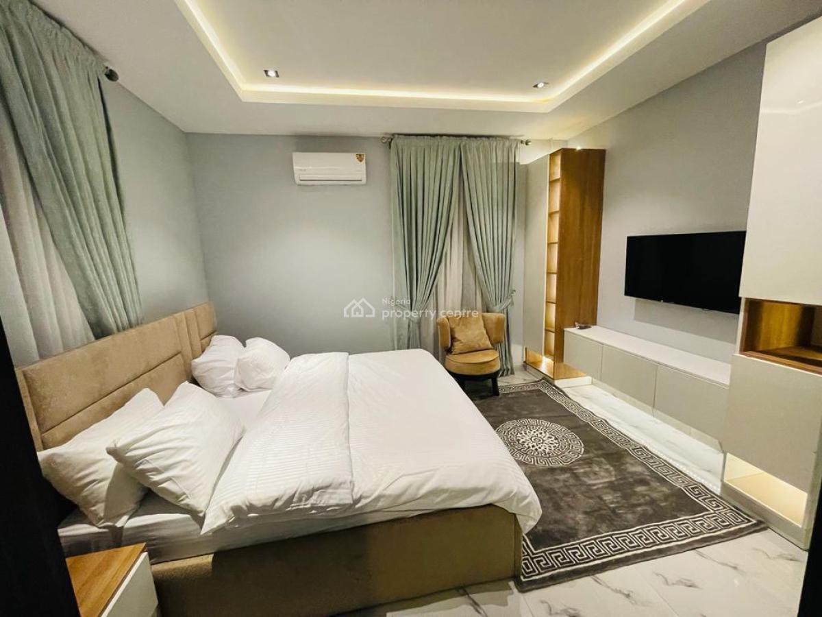 Fully Furnished & Serviced 2 Bedroom Flat, Kubwa, Fo1 Layout, Kubwa, Abuja, Flat / Apartment for Rent