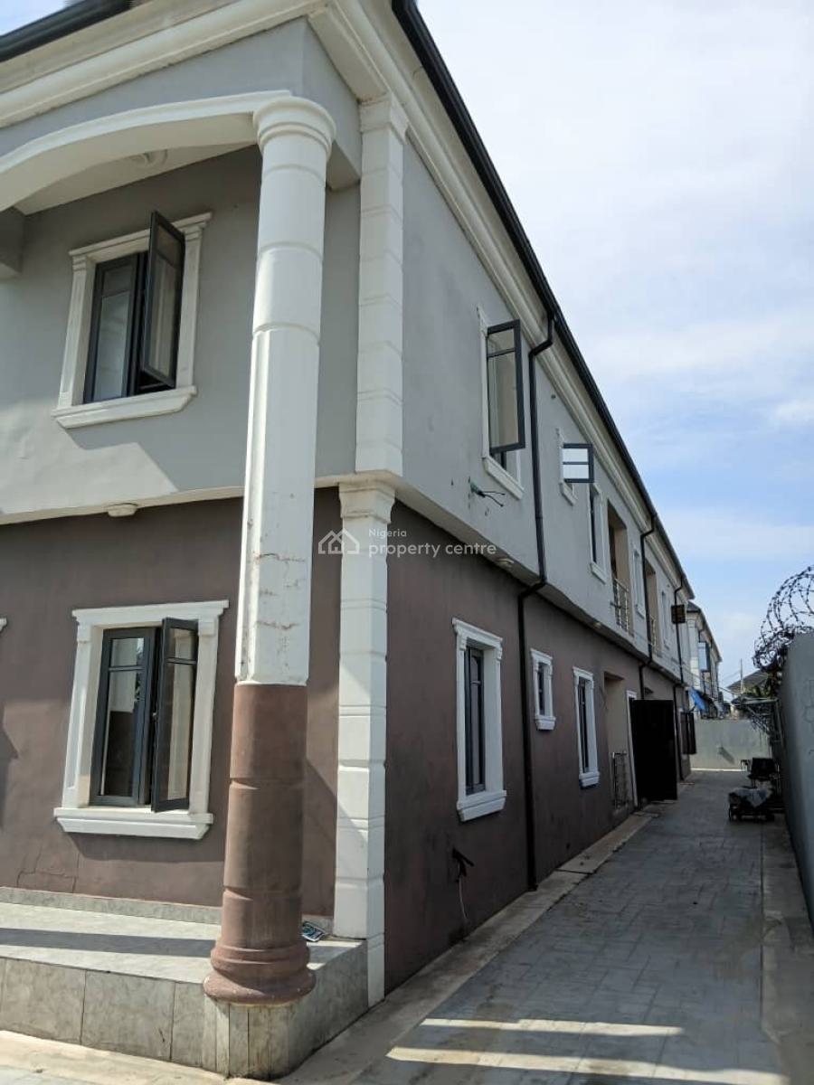 Massive 3 Bedroom Apartment, Ogombo, Ajah, Lagos, Flat / Apartment for Rent