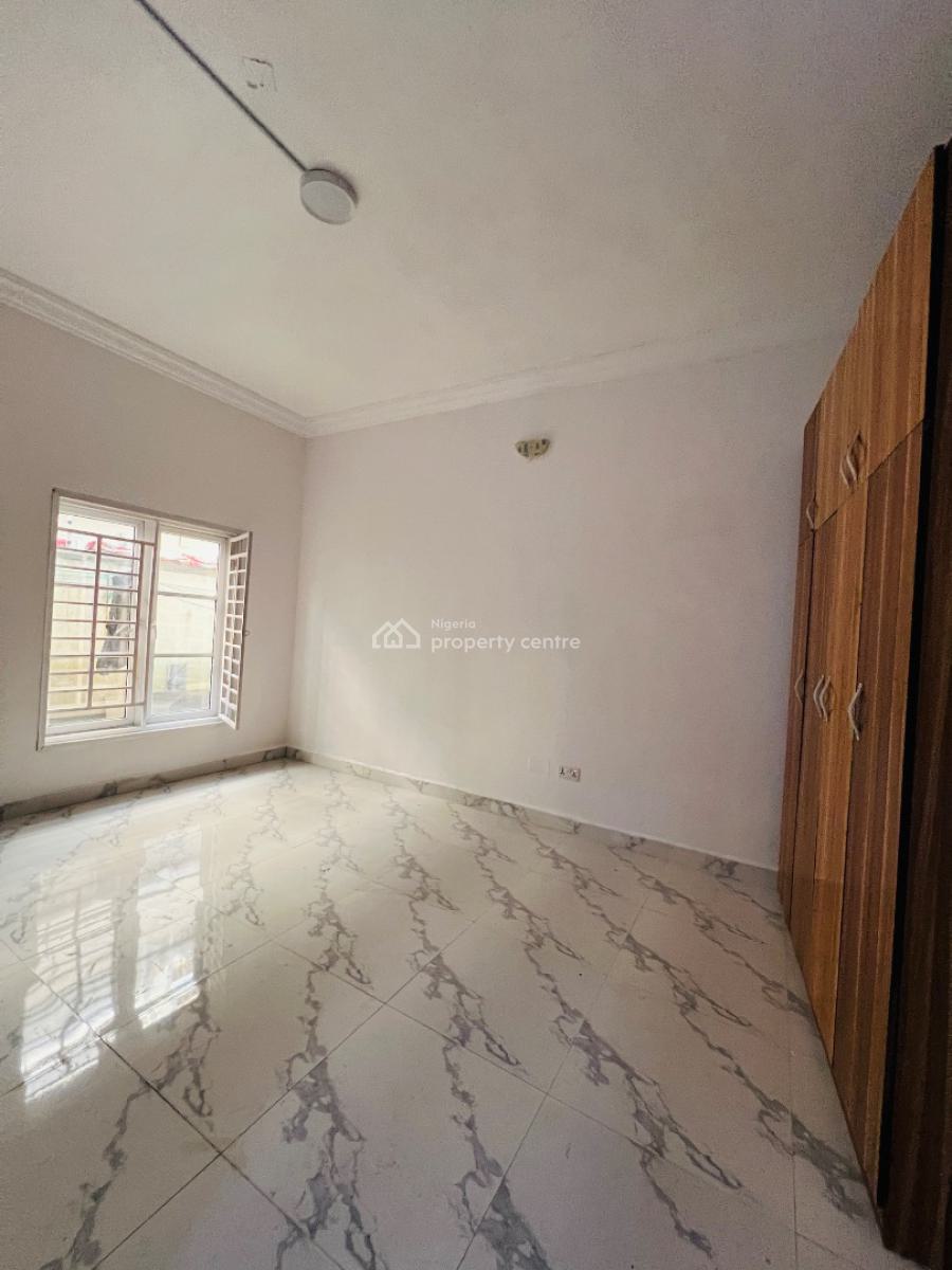 Standard 2 Bedroom Apartment in a Secured Neighborhood, Lekki Phase1, Lekki Phase 1, Lekki, Lagos, Flat / Apartment for Rent