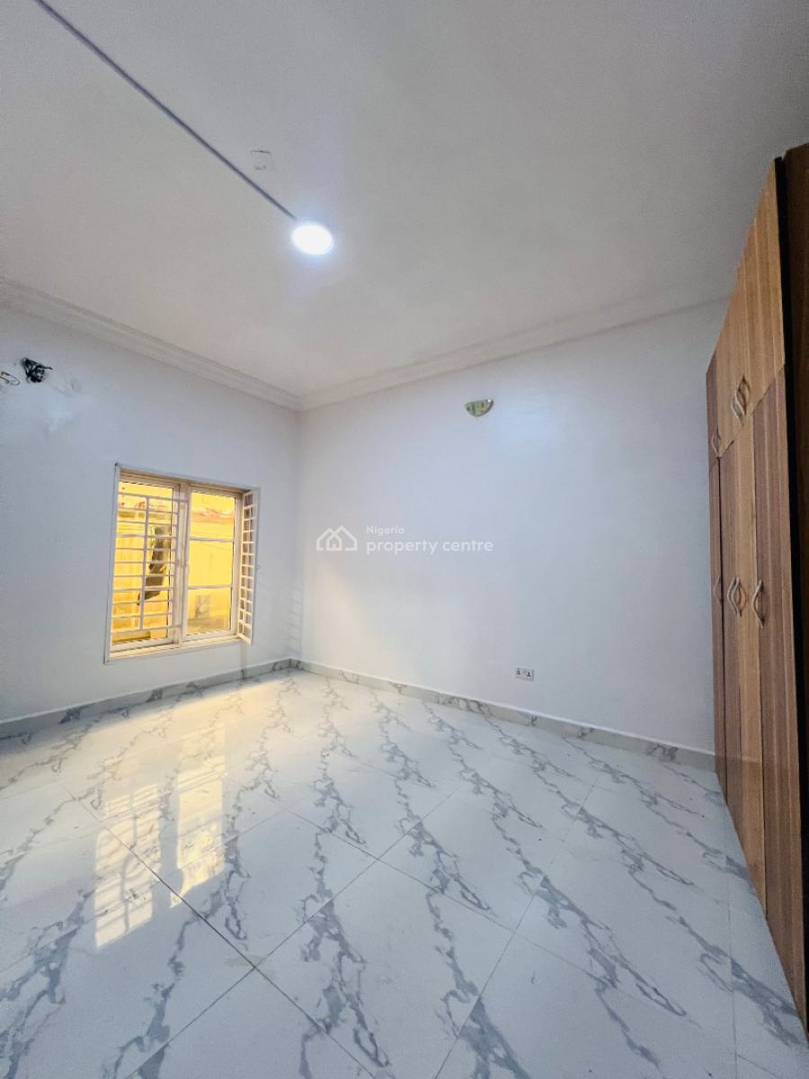 Standard 2 Bedroom Apartment in a Secured Neighborhood, Lekki Phase1, Lekki Phase 1, Lekki, Lagos, Flat / Apartment for Rent