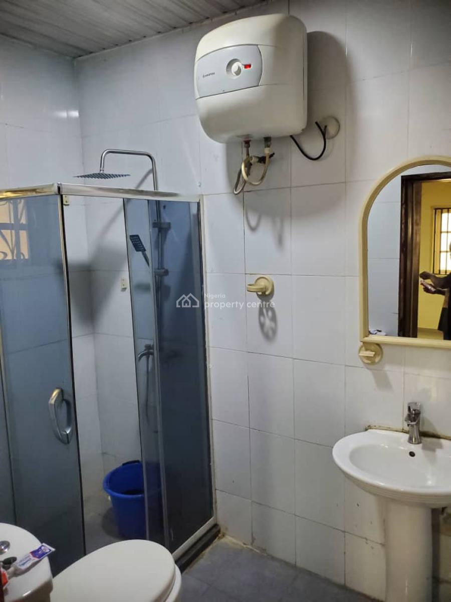 Beautiful 3 Bedroom Apartment, Gra Phase 1, Magodo, Lagos, Flat / Apartment for Rent