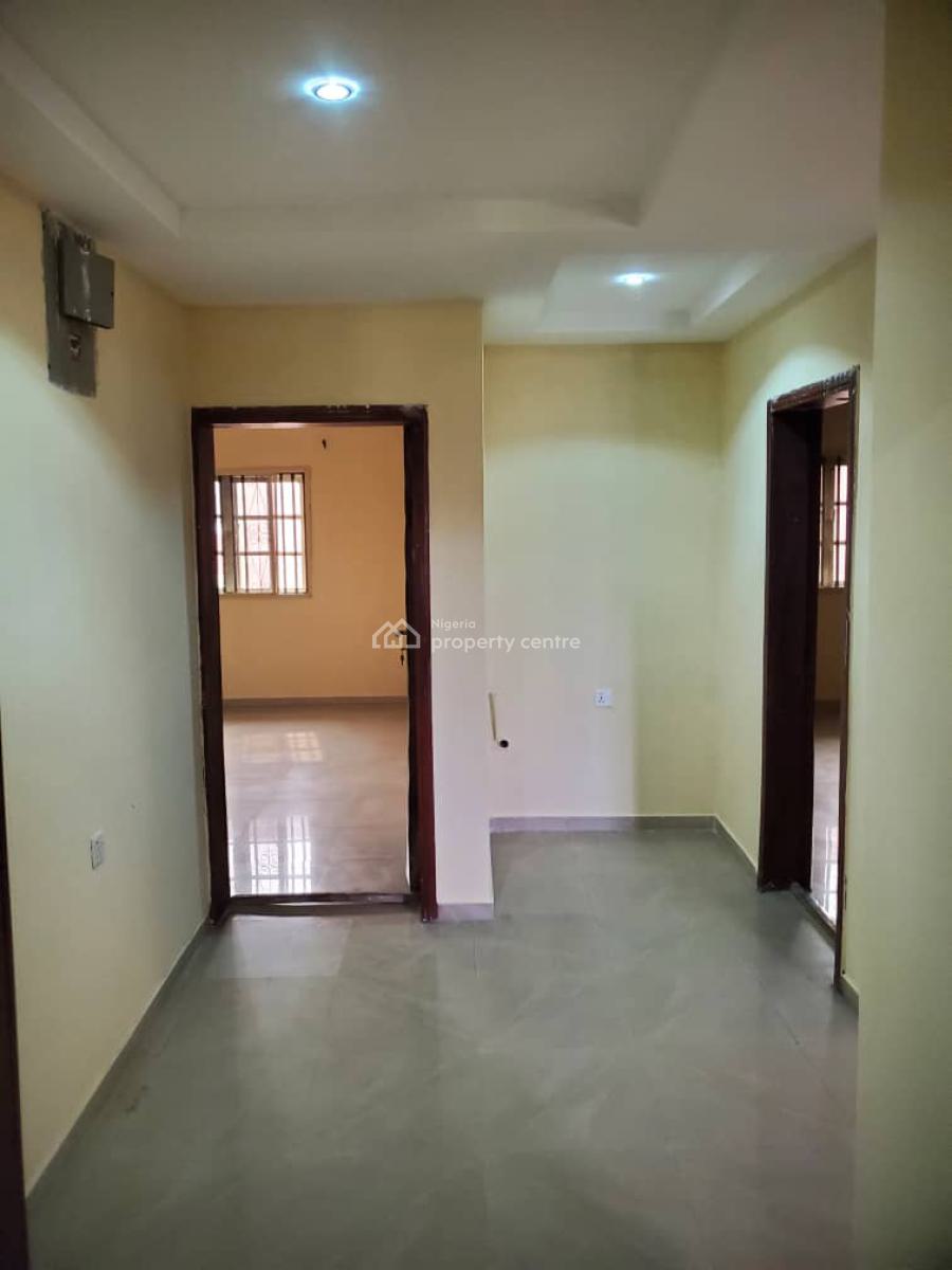 Beautiful 3 Bedroom Apartment, Gra Phase 1, Magodo, Lagos, Flat / Apartment for Rent