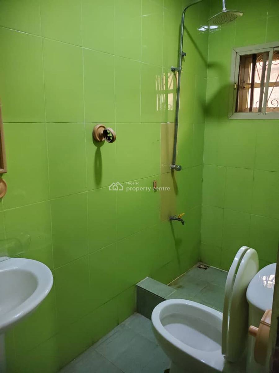 Beautiful 3 Bedroom Apartment, Gra Phase 1, Magodo, Lagos, Flat / Apartment for Rent