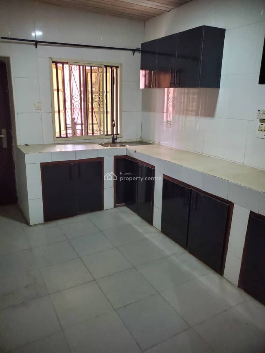 Beautiful 3 Bedroom Apartment, Gra Phase 1, Magodo, Lagos, Flat / Apartment for Rent
