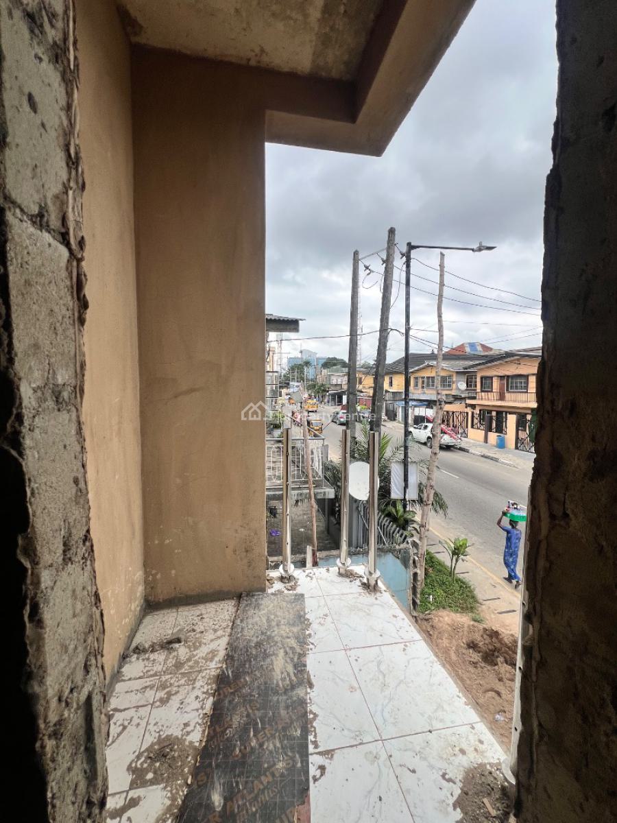 Lone Lease Investment!! One-bed and Studio Apartments for Are Up Lease, Pedro, Pedro, Gbagada, Lagos, Self Contain (single Rooms) for Sale