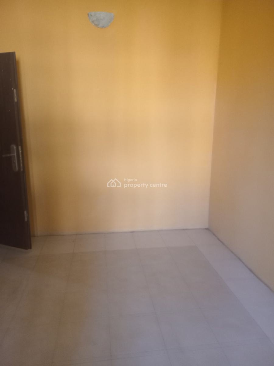Sharp Standard Miniflat Upstairs Apartment with Balcony, Awoyaya New Road Gbetu Behind Dmc., Awoyaya, Ibeju Lekki, Lagos, Mini Flat (room and Parlour) for Rent