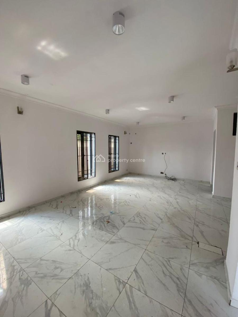 an Exquisitely Built 4 Bedroom Detached Duplex with a Box Room and Bq, Lekki Phase 1, Lekki, Lagos, Semi-detached Duplex for Rent