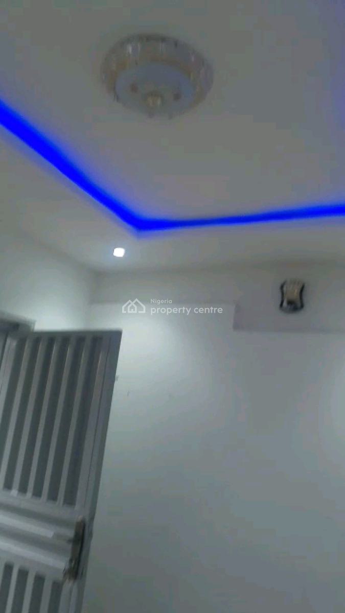 Standard and Executive Mini Flat, Ojuelegba, Ojuelegba, Surulere, Lagos, Mini Flat (room and Parlour) for Rent
