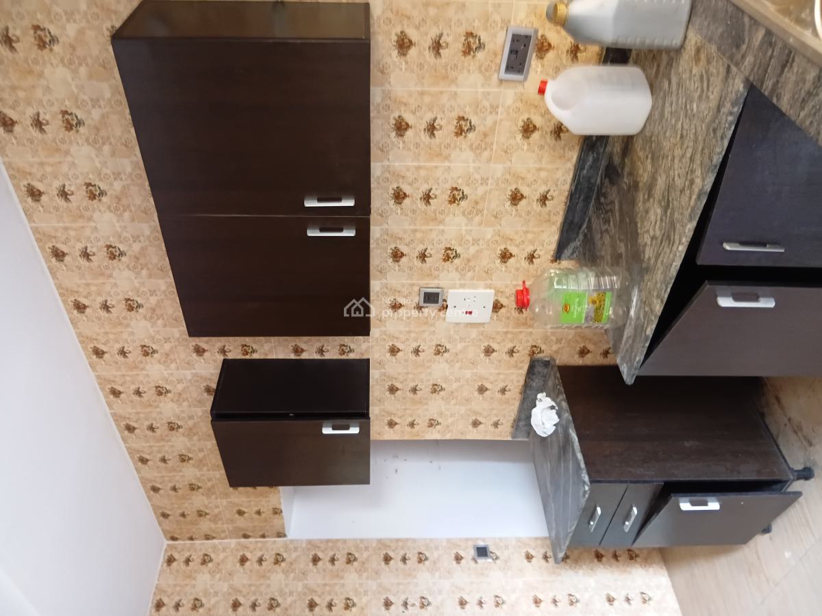 Three Bedroom Flat, Olive Garden Estate, Ogombo, Ajah, Lagos, Flat / Apartment for Rent
