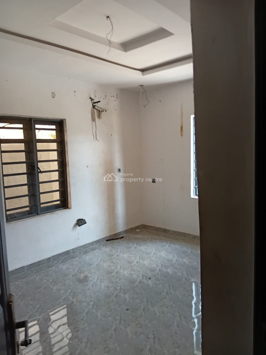 Three Bedroom Flat, Olive Garden Estate, Ogombo, Ajah, Lagos, Flat / Apartment for Rent