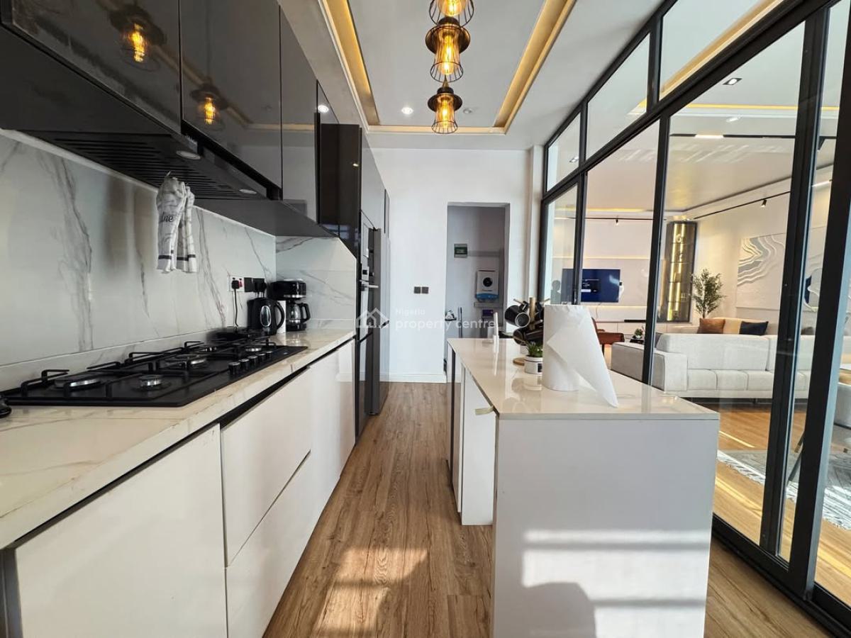 Cathy Luxury 3 Bedrooms Apartment with Pool & Ps5, Lekki Phase 1, Lekki, Lagos, Flat / Apartment Short Let
