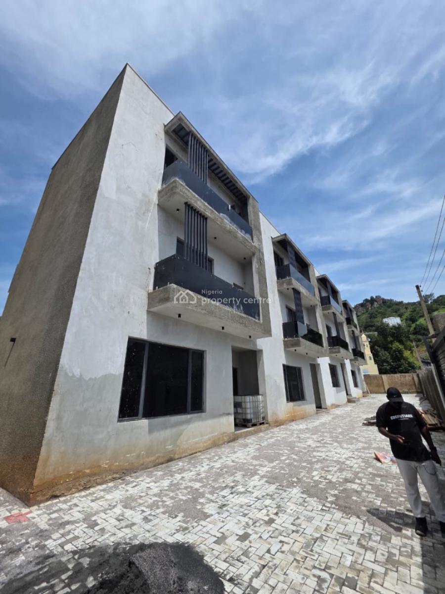 5 Bedroom Terrace Duplex with Bq, Dawaki, Gwarinpa, Abuja, Terraced Duplex for Sale