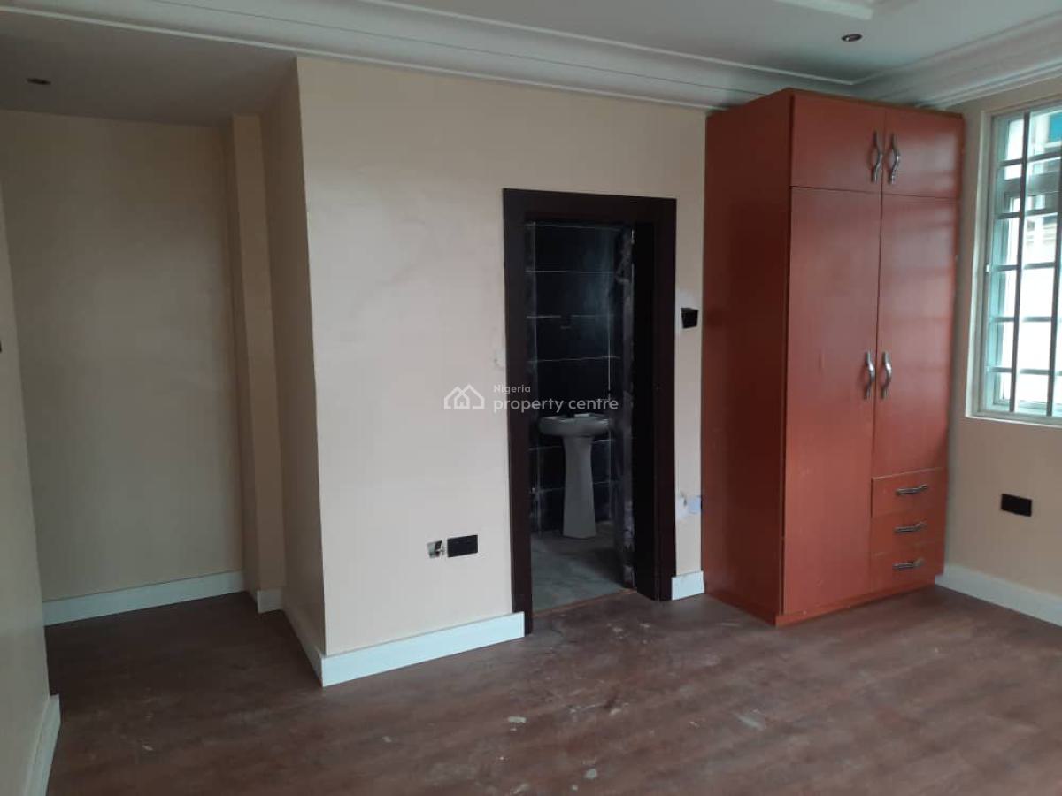 Exclusive 3 Bedroom Apartment with Bq, Ikeja Gra, Ikeja, Lagos, Flat / Apartment for Rent