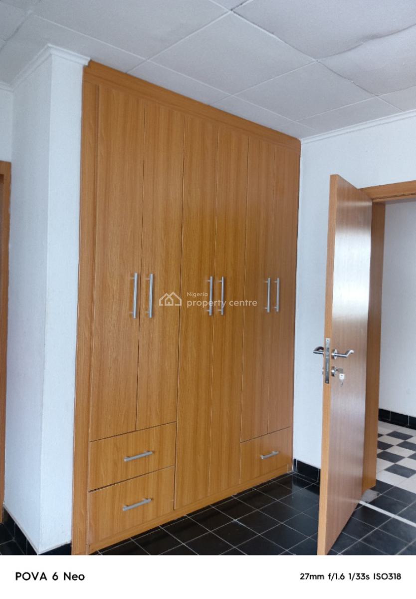 Large 3 Bedroom Apartment with Bq, Ikeja Gra, Ikeja, Lagos, Flat / Apartment for Rent