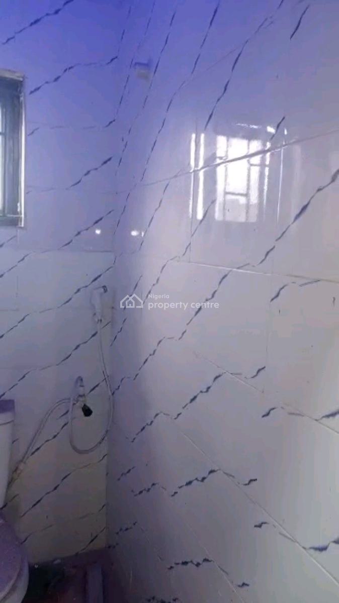 Standard and Executive 2 Bedroom Flat, Sholuyi, Soluyi, Gbagada, Lagos, Flat / Apartment for Rent
