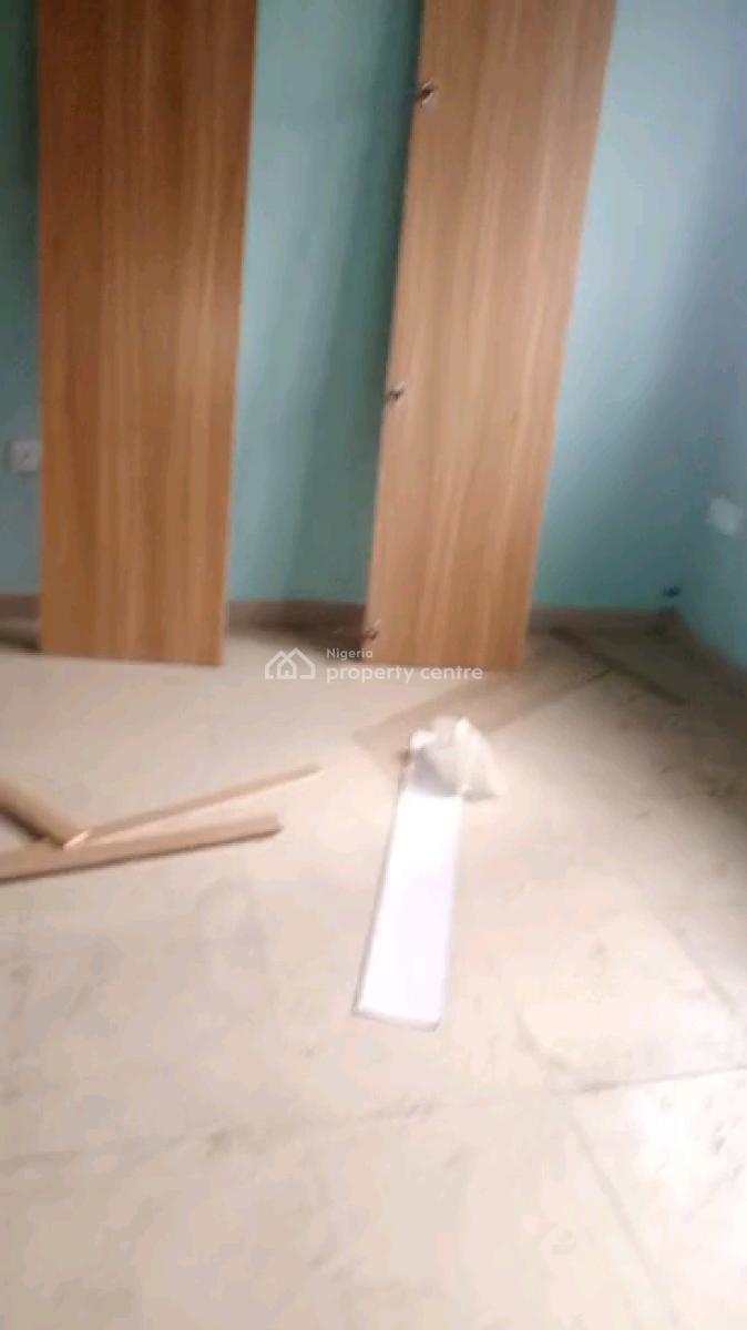 Standard and Executive 2 Bedroom Flat, Sholuyi, Soluyi, Gbagada, Lagos, Flat / Apartment for Rent