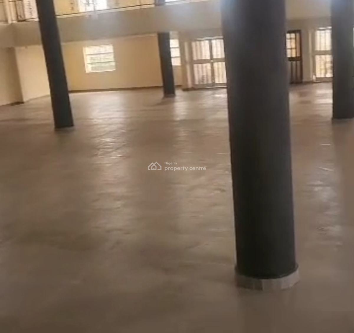 68 Rm Hotel,size 8,500sqm. Elevator, Hall for 700 Pple, Conference 100, Ikeja Gra, Ikeja, Lagos, Hotel / Guest House for Sale