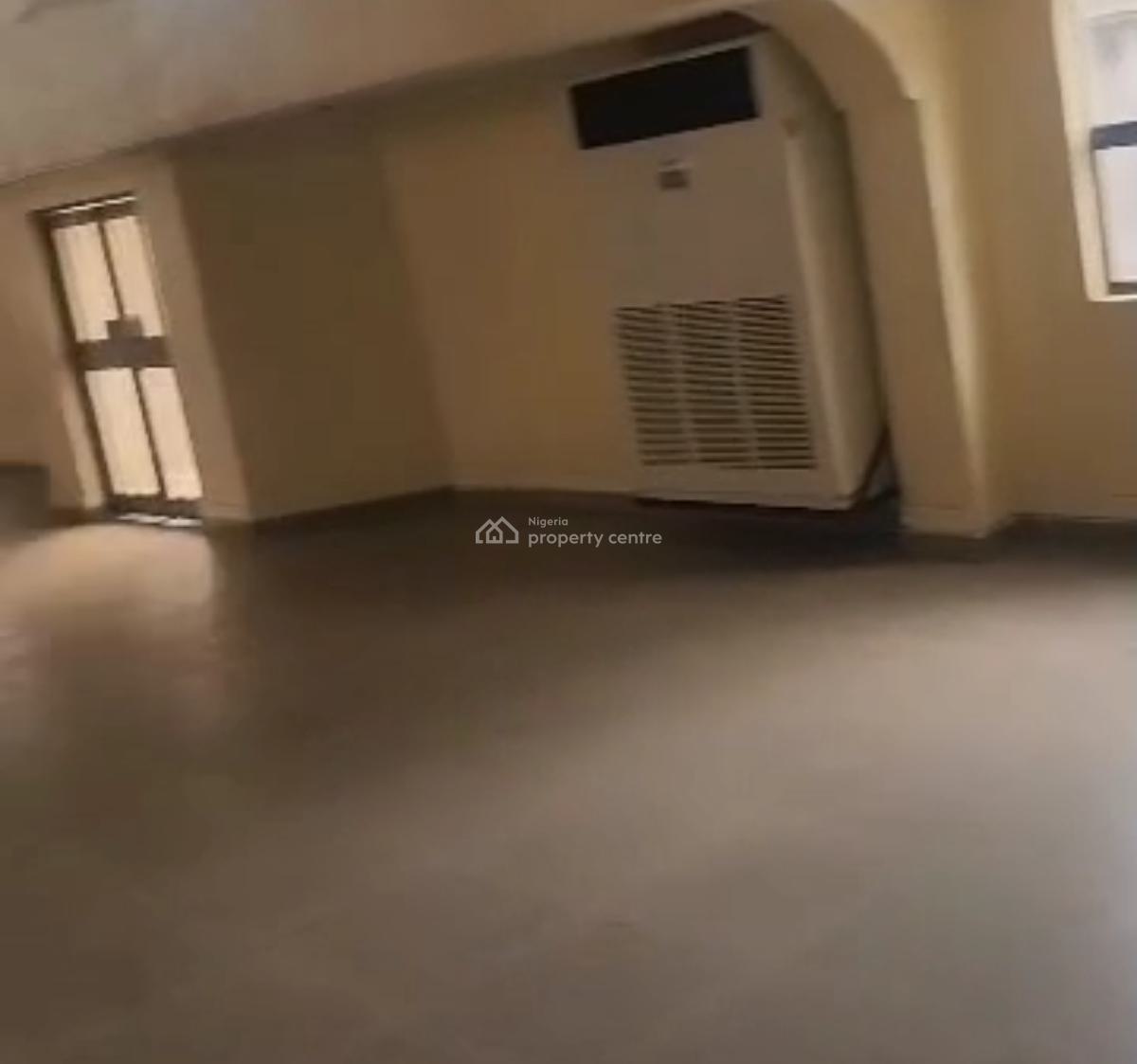 68 Rm Hotel,size 8,500sqm. Elevator, Hall for 700 Pple, Conference 100, Ikeja Gra, Ikeja, Lagos, Hotel / Guest House for Sale
