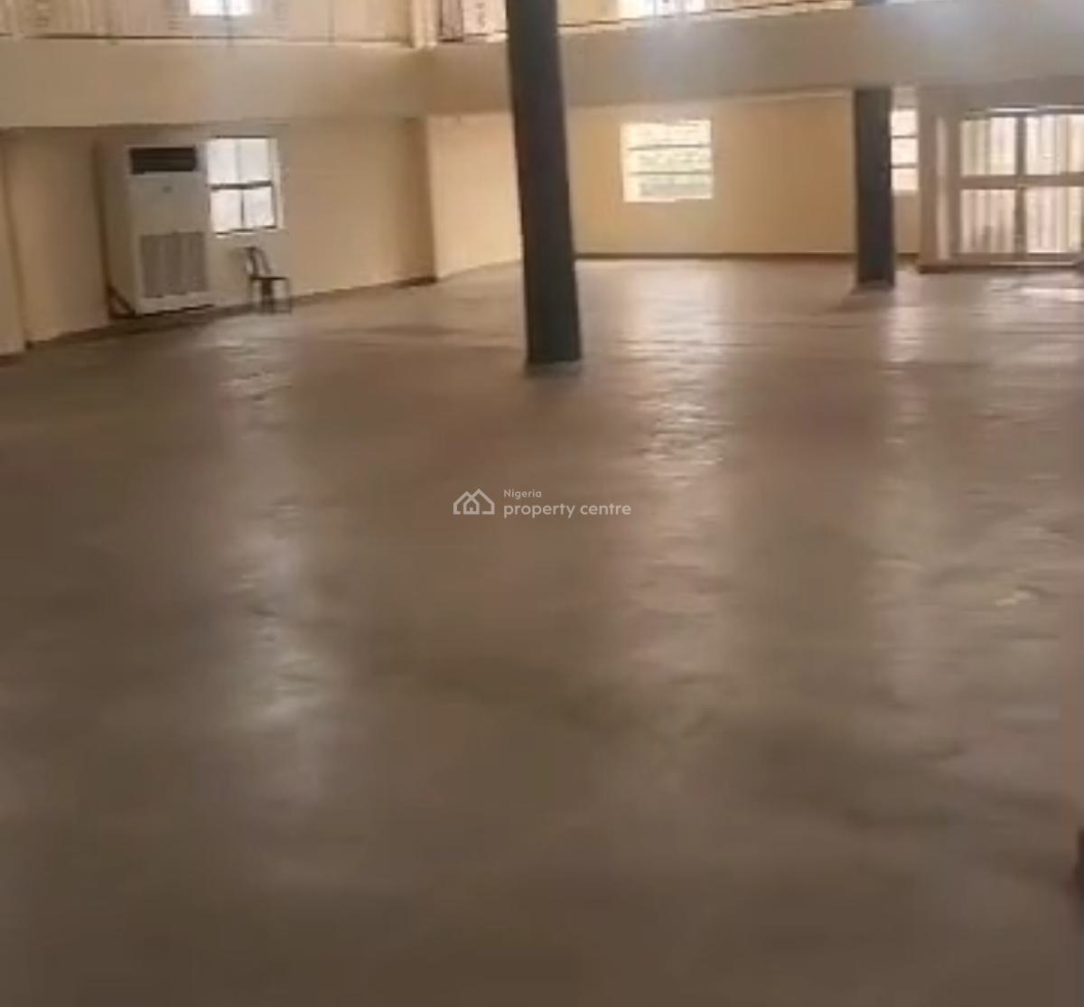 68 Rm Hotel,size 8,500sqm. Elevator, Hall for 700 Pple, Conference 100, Ikeja Gra, Ikeja, Lagos, Hotel / Guest House for Sale