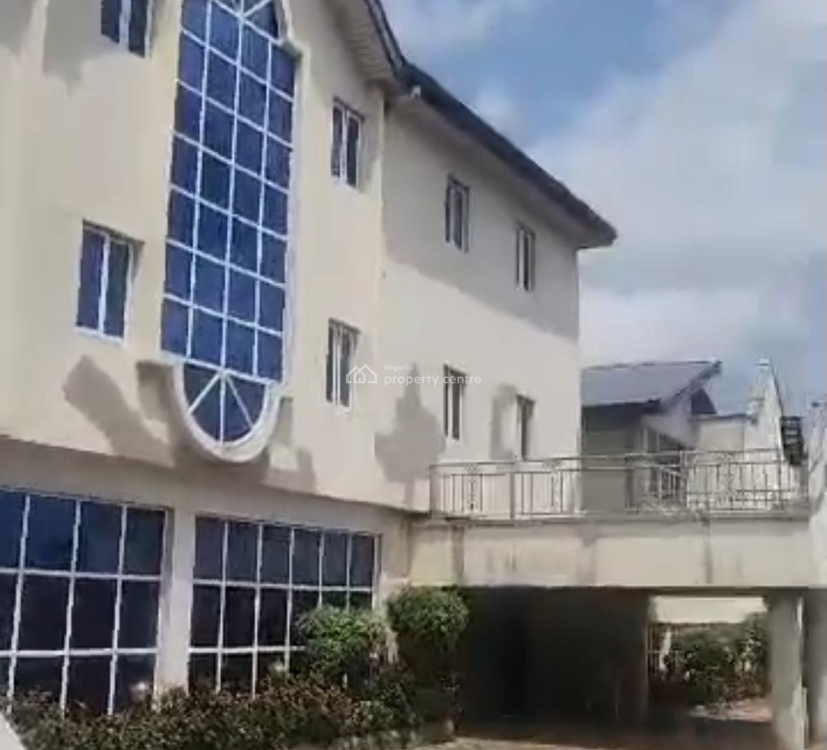 68 Rm Hotel,size 8,500sqm. Elevator, Hall for 700 Pple, Conference 100, Ikeja Gra, Ikeja, Lagos, Hotel / Guest House for Sale