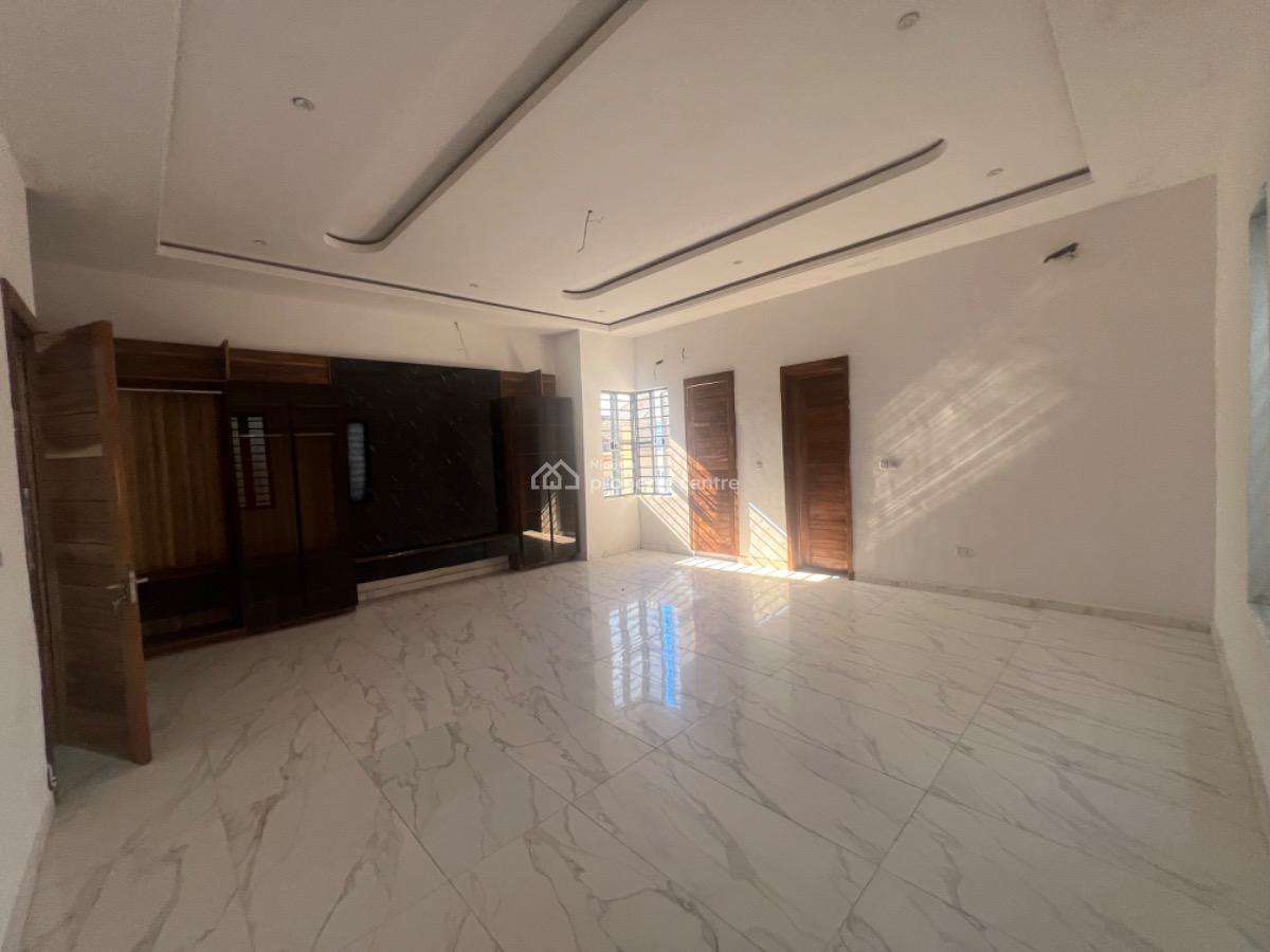 5 Bedroom Fully Detached Duplex with Bq, Ologolo, Lekki, Lagos, Detached Duplex for Sale