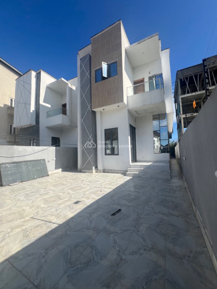 5 Bedroom Fully Detached Duplex with Bq, Ologolo, Lekki, Lagos, Detached Duplex for Sale