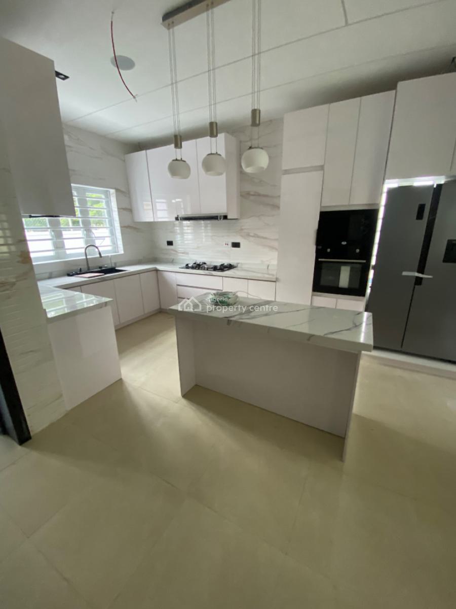 Newly Renovated 5bedroom Full Detached with a Swimming Pool, Pinnock Beach Estate, Osapa, Lekki, Lagos, Detached Duplex for Sale