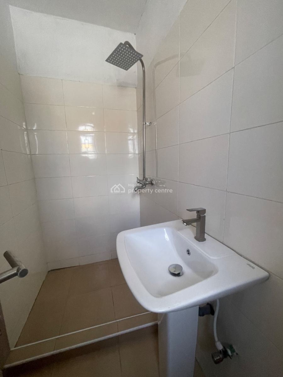 2 Bedroom Apartment, Ologolo, Lekki, Lagos, House for Sale