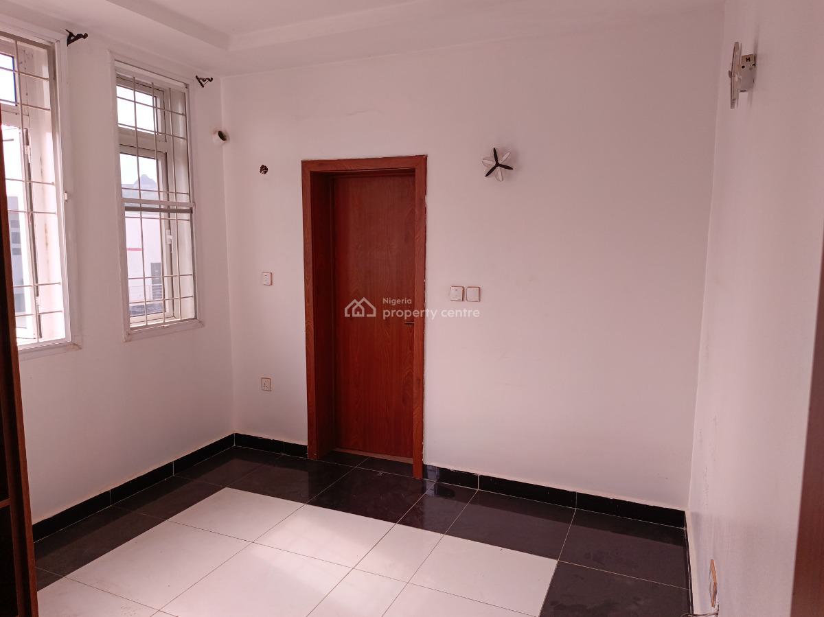 Clean 3 Bedroom Detached Duplex with Bq and Car Pot, 3rd Avenue Gwarinpa Inside an Estate, Gwarinpa, Abuja, Detached Duplex for Rent