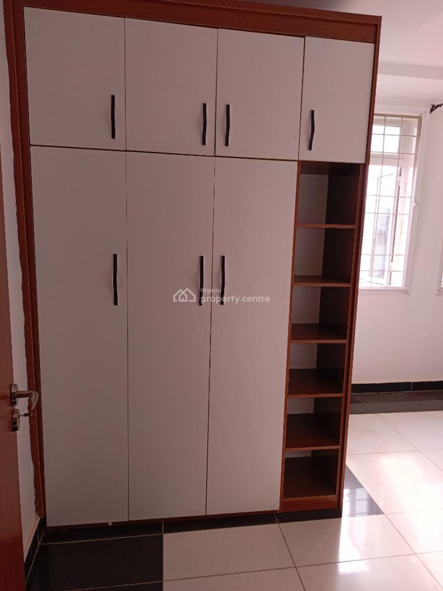 Clean 3 Bedroom Detached Duplex with Bq and Car Pot, 3rd Avenue Gwarinpa Inside an Estate, Gwarinpa, Abuja, Detached Duplex for Rent