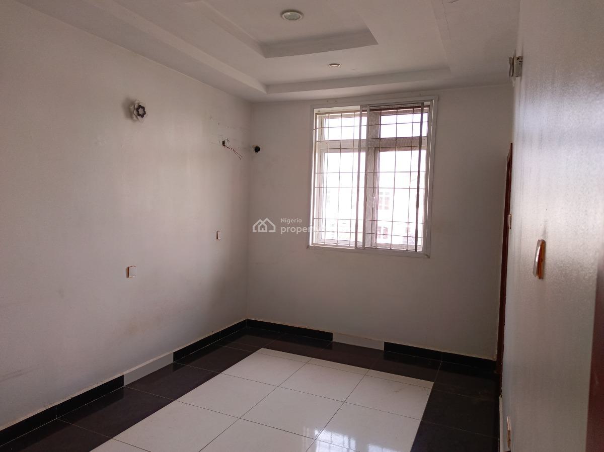 Clean 3 Bedroom Detached Duplex with Bq and Car Pot, 3rd Avenue Gwarinpa Inside an Estate, Gwarinpa, Abuja, Detached Duplex for Rent