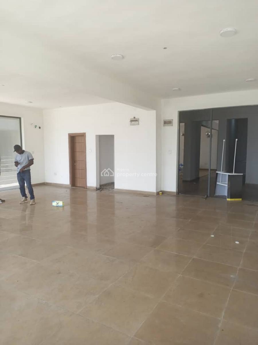 Shop/office Space, Lekki Phase 1, Lekki, Lagos, Plaza / Complex / Mall for Rent
