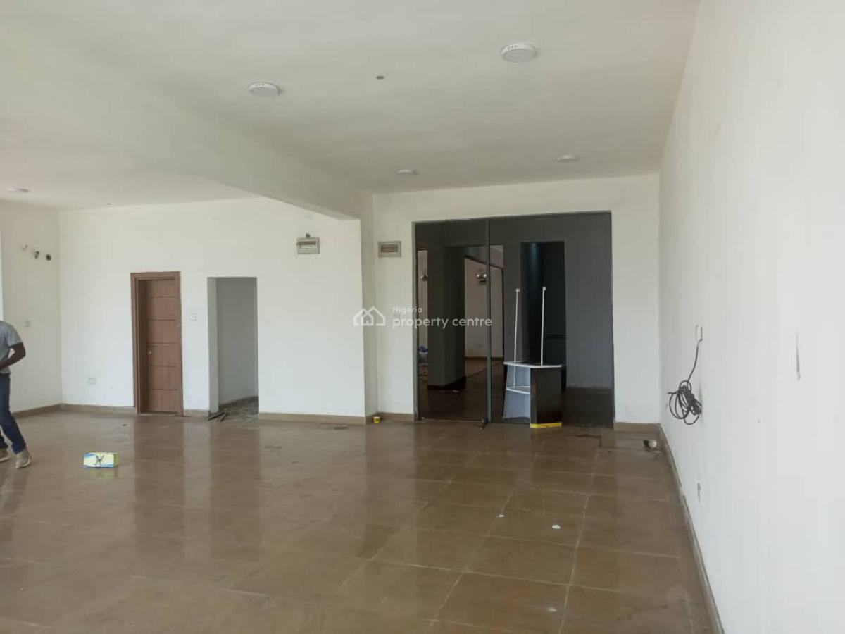 Shop/office Space, Lekki Phase 1, Lekki, Lagos, Plaza / Complex / Mall for Rent