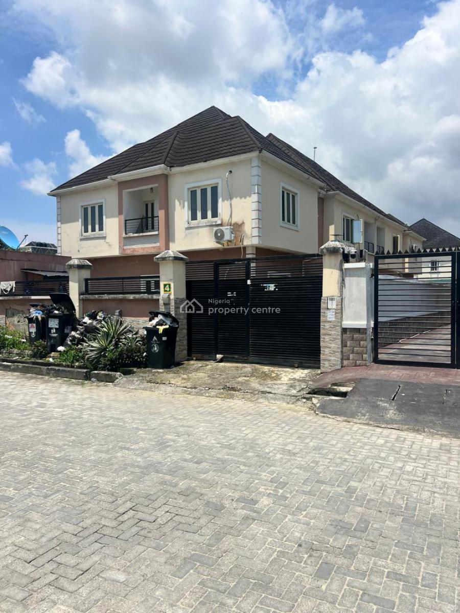Distress of 4 Units of 3 Bedroom Terrace, Blenco, Sangotedo, Ajah, Lagos, Terraced Duplex for Sale