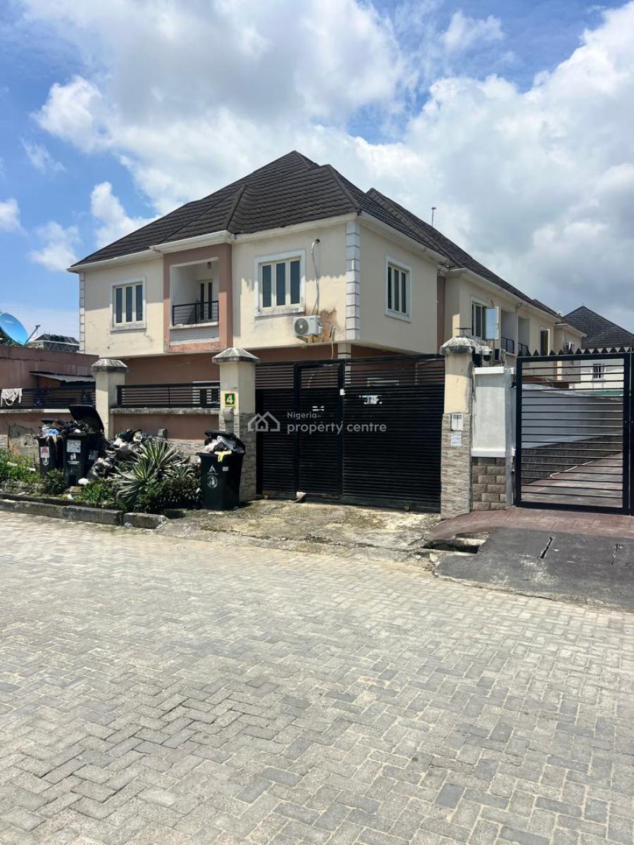 Distress of 4 Units of 3 Bedroom Terrace, Blenco, Sangotedo, Ajah, Lagos, Terraced Duplex for Sale