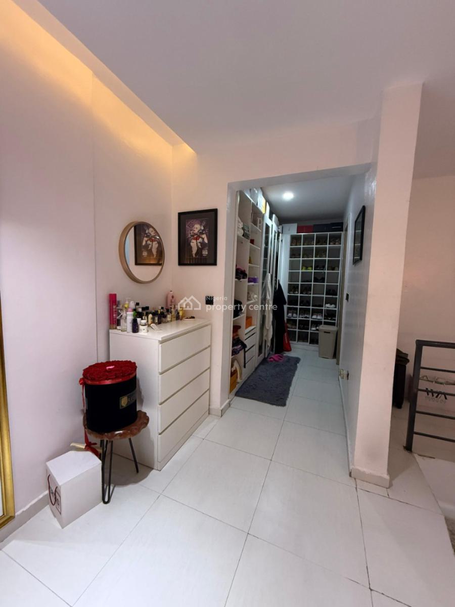 Unfurnished & Furnished 1 Bedroom Penthouse Maisonette with Pool, in an Access Control Estate, Ikate, Lekki, Lagos, Mini Flat (room and Parlour) for Rent