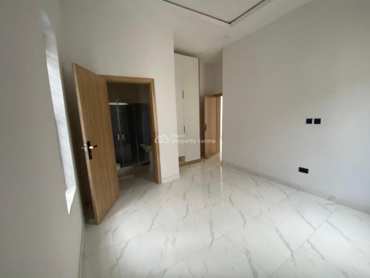 Standard 5 Bedroom Detached Home, Lekki County, Ikota, Lekki, Lagos, Detached Duplex for Sale