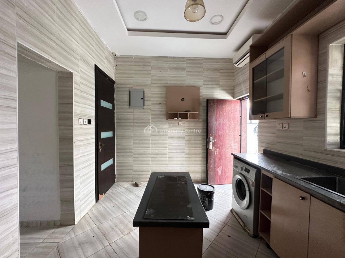 Smart 4 Bedroom Terrace, By Second Tollgate, Chevron, Lekki, Lagos, Terraced Duplex for Rent