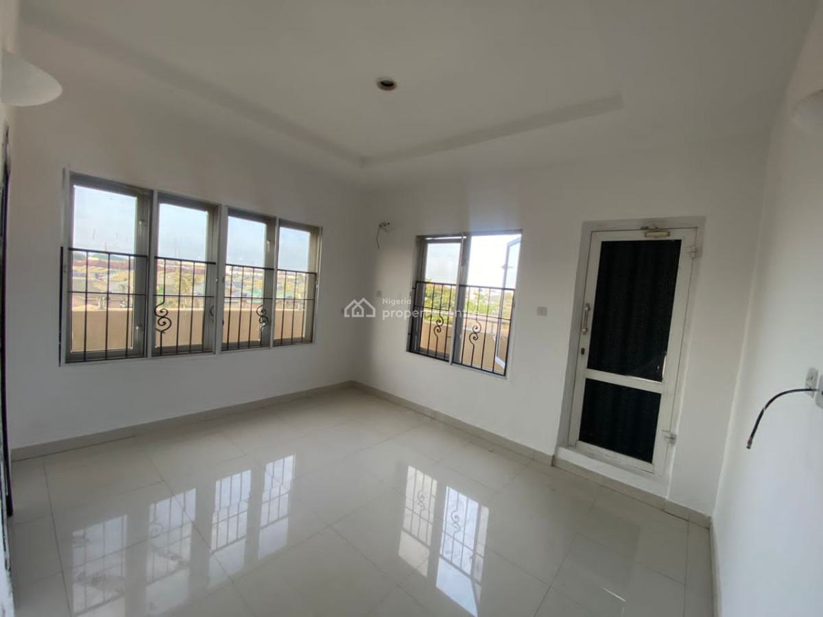 Spacious 3 Bedroom Serviced Apartment with Bq, Lekki Phase 1, Lekki, Lagos, Flat / Apartment for Rent