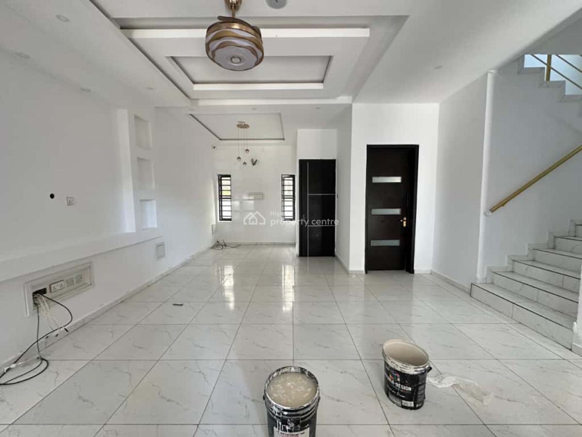 4 Bedroom Terrace. N8m Yearly. Lekki., Golden Palm Estate, Lekki Phase 2, Lekki, Lagos, Terraced Duplex for Rent