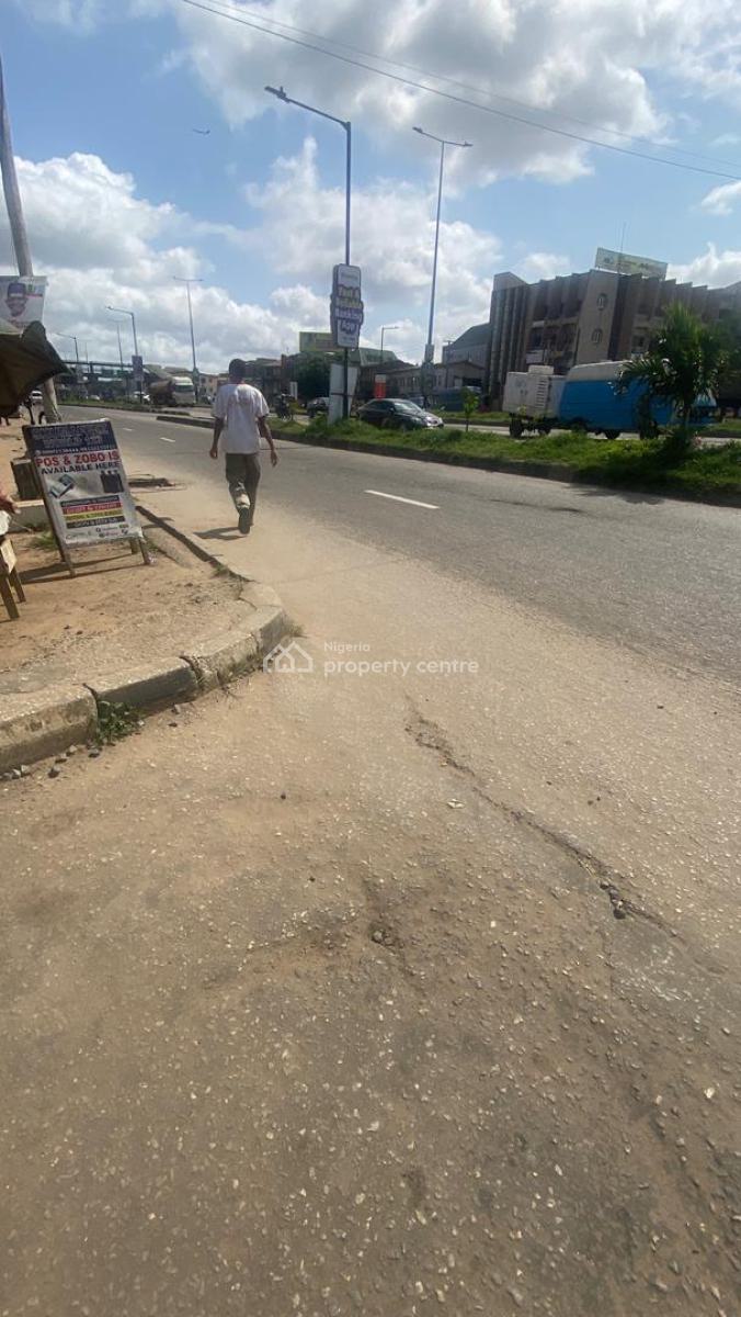 Land with Old Structure in a Prime Location, Fedeyi, Yaba, Lagos, Mixed-use Land for Sale