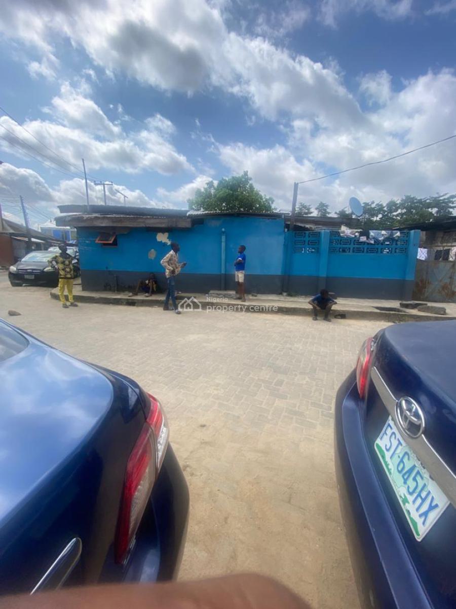 Land with Old Structure in a Prime Location, Fedeyi, Yaba, Lagos, Mixed-use Land for Sale
