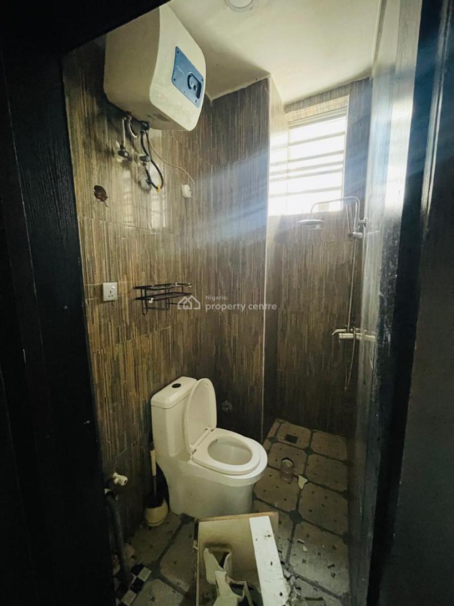 a Room and Parlor, Osapa, Lekki, Lagos, Flat / Apartment for Rent