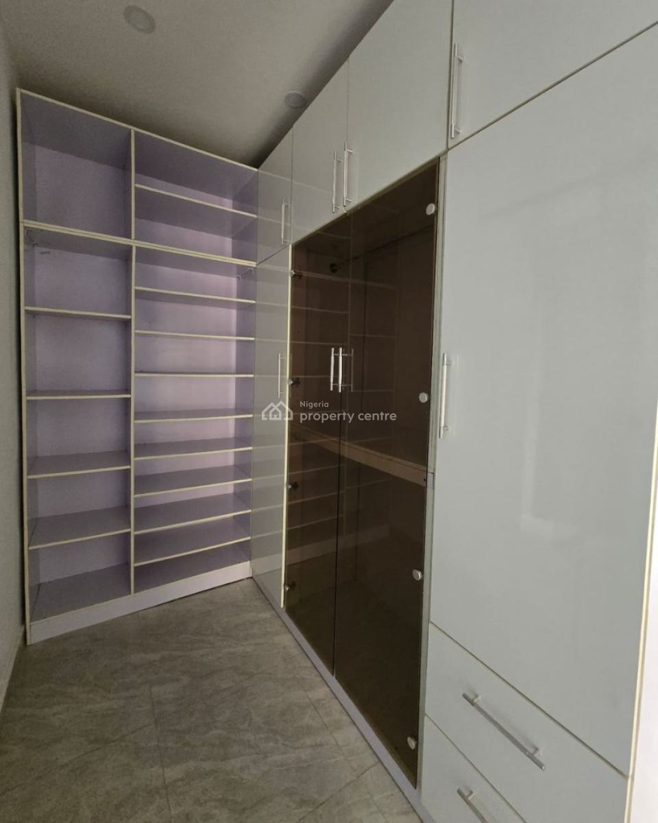Executive 3bed Room Flat, Shonibare Estate Maryland, Maryland, Lagos, Flat / Apartment for Rent