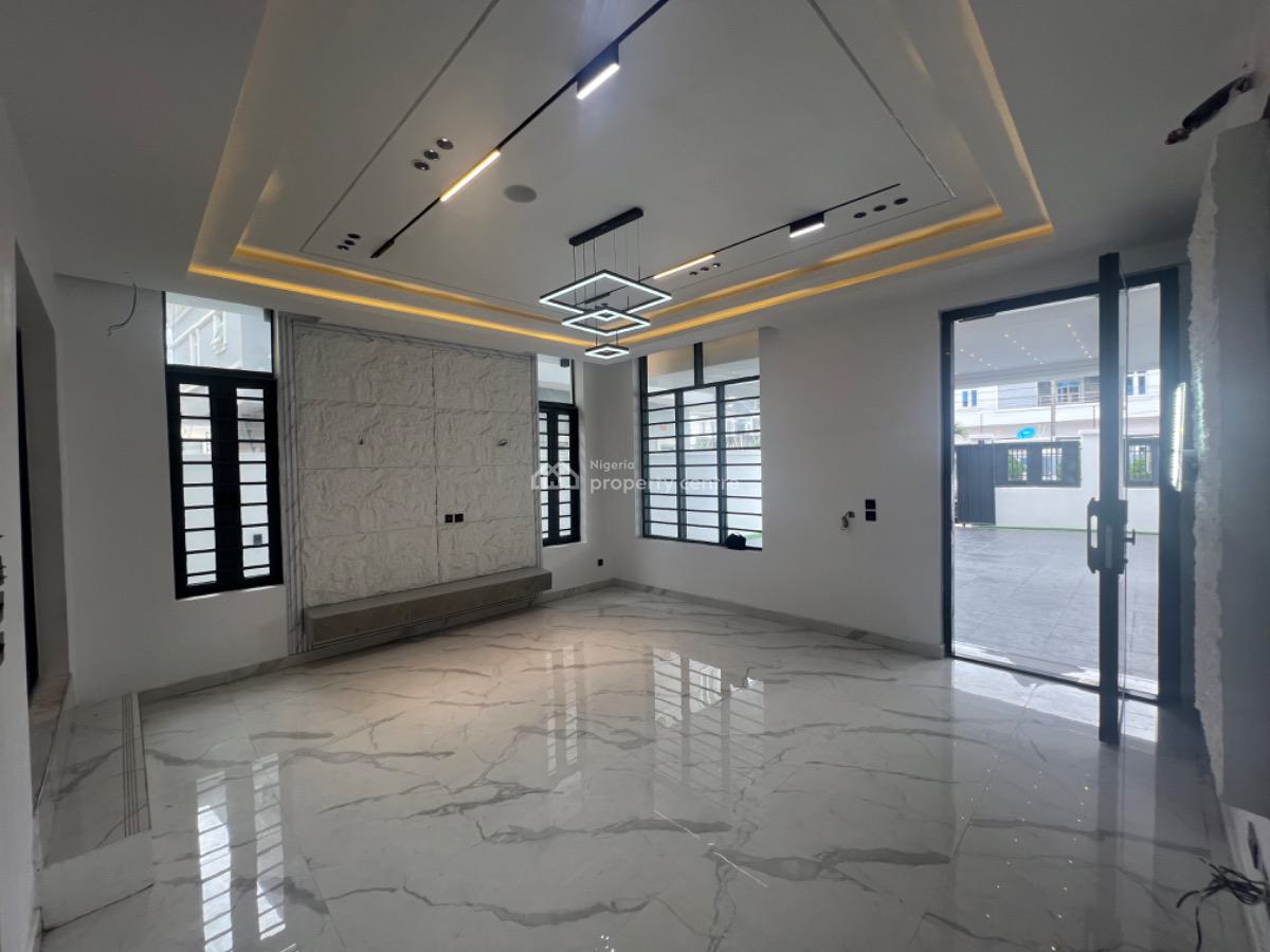 Beautiful 6 Bedroom Home on 2 Floors., Chevron Chevron Drive, Lekki, Lagos, Detached Duplex for Sale