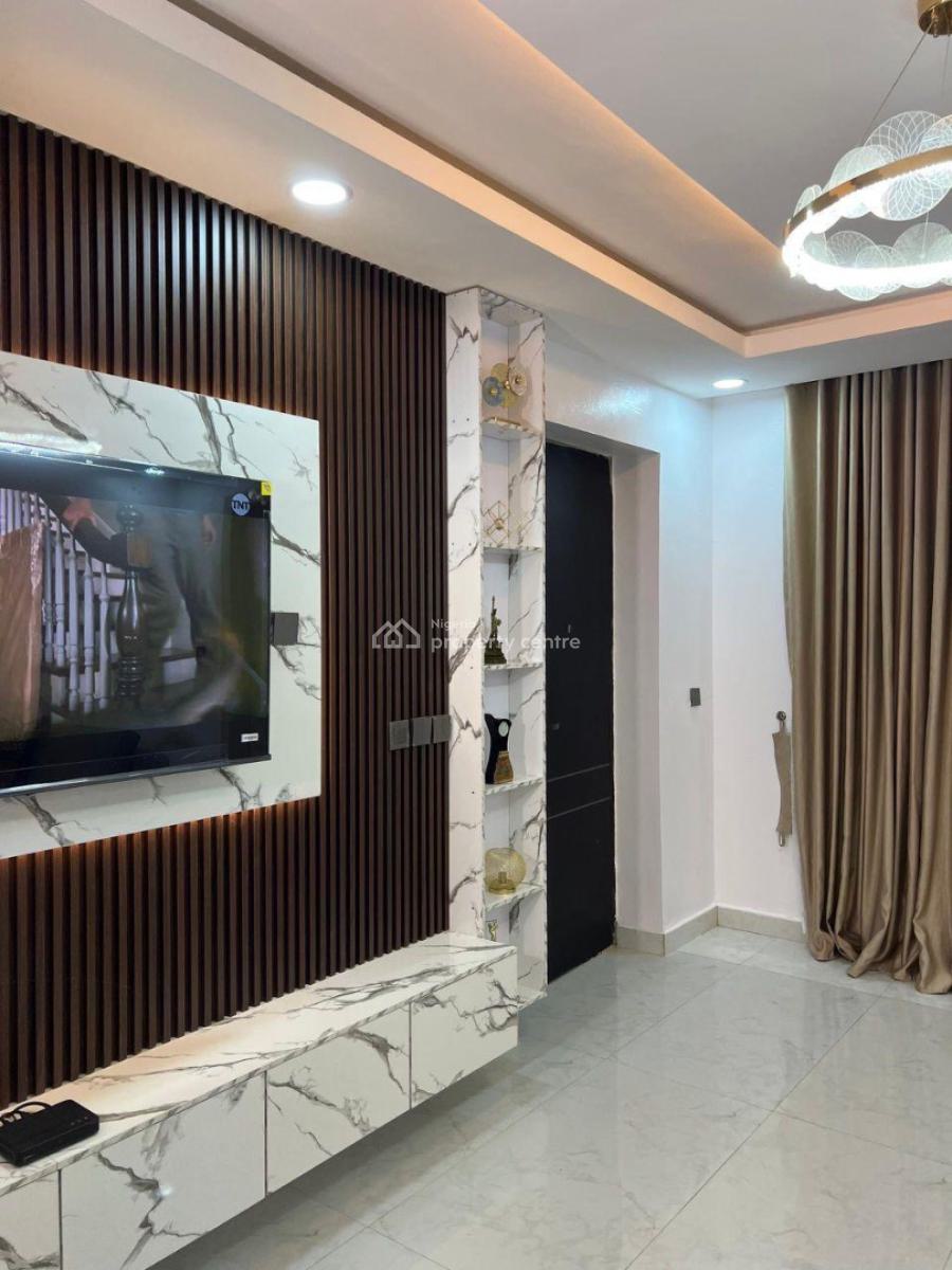 Beautiful 2 Bedrooms Apartment, Ikeja Gra, Ikeja, Lagos, Flat / Apartment Short Let