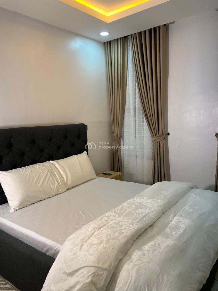 Beautiful 2 Bedrooms Apartment, Ikeja Gra, Ikeja, Lagos, Flat / Apartment Short Let